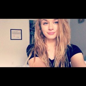 Meet your Posher, Hailey